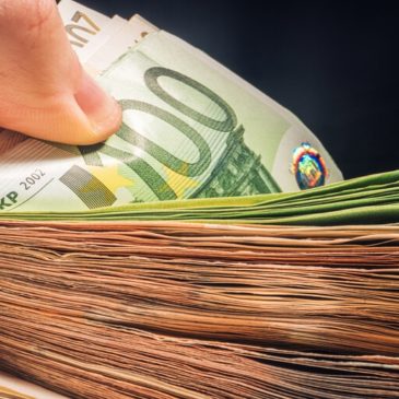 Contanti: conto corrente is the new materasso